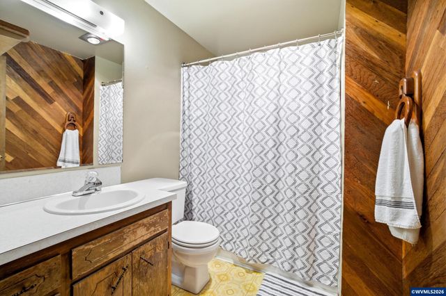 537 SE 26th Av, Albany, OR 97322