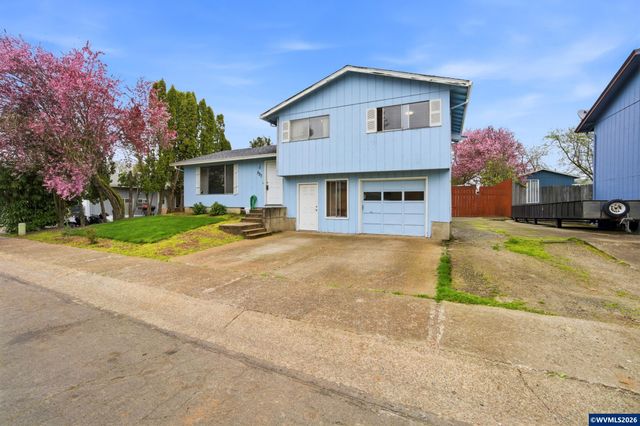 537 SE 26th Av, Albany, OR 97322