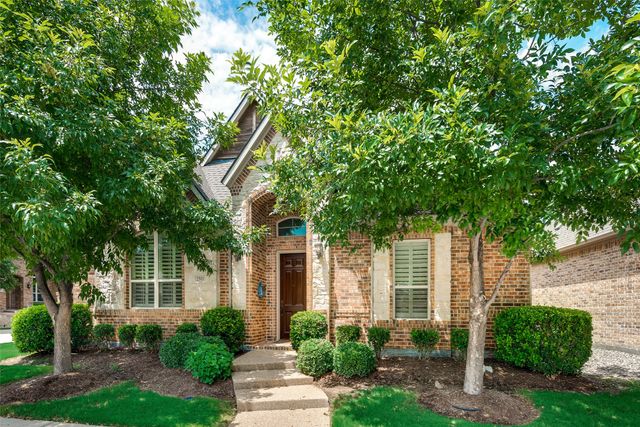 2501 Lady Viviane Lane, Lewisville, TX 75056
