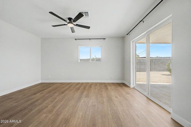 3321 E BELLEVIEW Street, Phoenix, AZ 85008