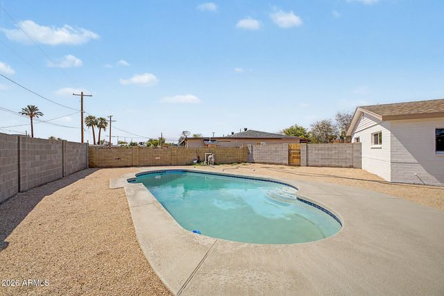 3321 E BELLEVIEW Street, Phoenix, AZ 85008