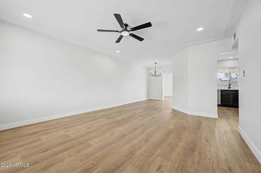 3321 E BELLEVIEW Street, Phoenix, AZ 85008 — photo 5