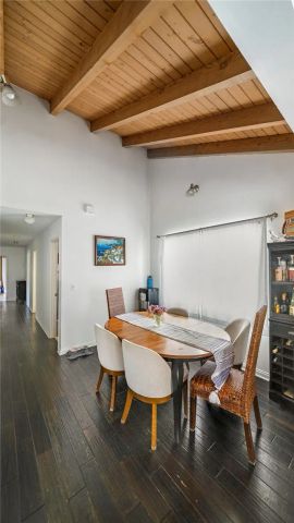 127 21st, Manhattan Beach, CA 90266