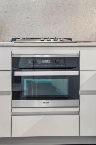 3 Chisolm Street Unit 204, Charleston, SC 29401