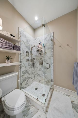 3 Chisolm Street Unit 204, Charleston, SC 29401