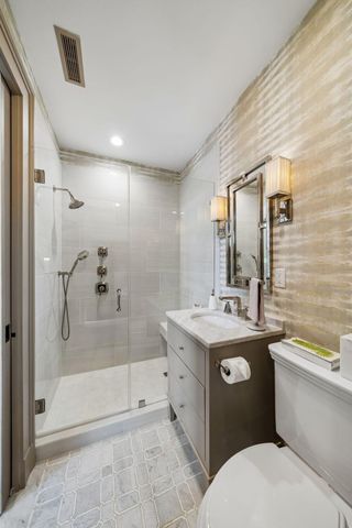 3 Chisolm Street Unit 204, Charleston, SC 29401