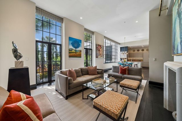 3 Chisolm Street Unit 204, Charleston, SC 29401
