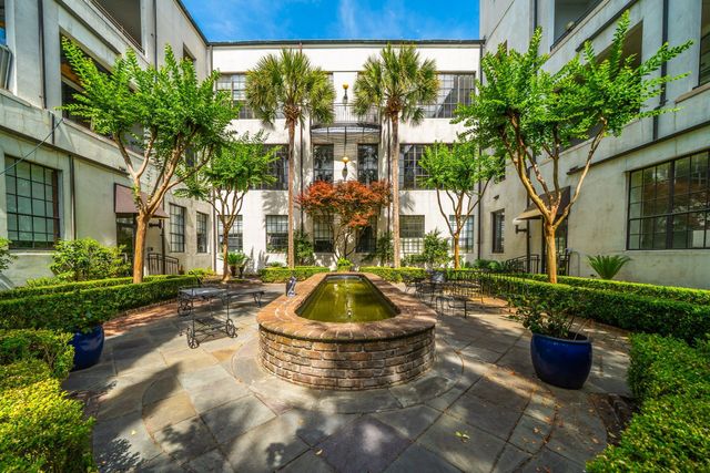 3 Chisolm Street Unit 204, Charleston, SC 29401