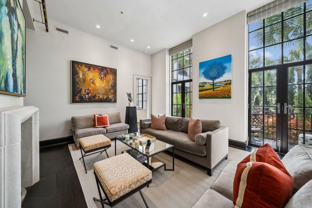 3 Chisolm Street Unit 204, Charleston, SC 29401