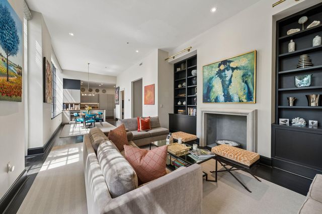 3 Chisolm Street Unit 204, Charleston, SC 29401