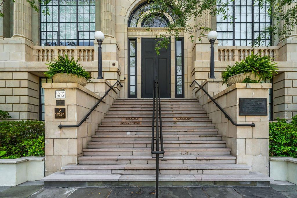 3 Chisolm Street Unit 204, Charleston, SC 29401