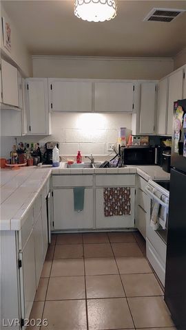 2533 Arrowhead Street, North Las Vegas, NV 89030