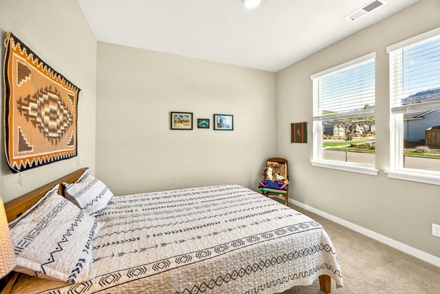 2769 Noble Fir Drive, Medford, OR 97504