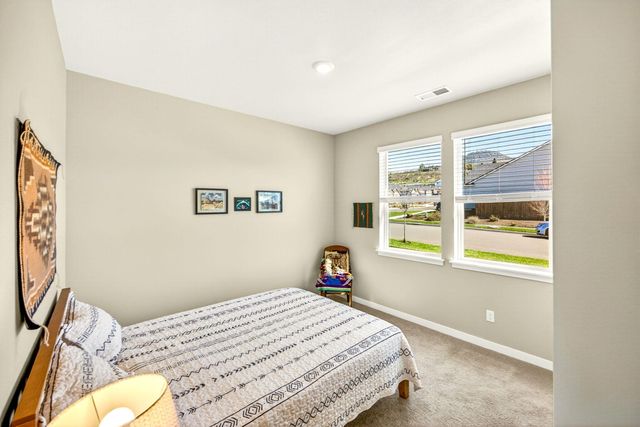 2769 Noble Fir Drive, Medford, OR 97504