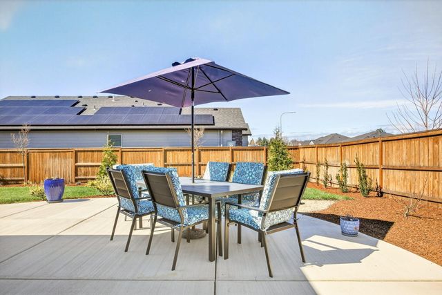 2769 Noble Fir Drive, Medford, OR 97504