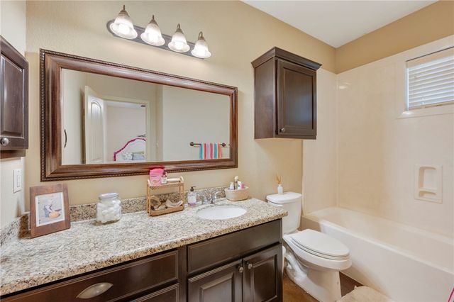 3203 Cullen Trail, College Station, TX 77845