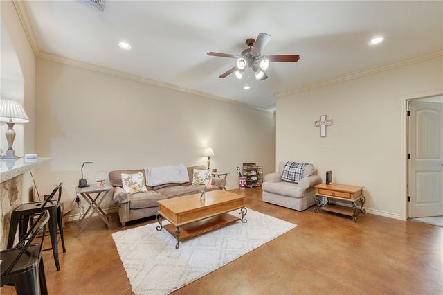 3203 Cullen Trail, College Station, TX 77845