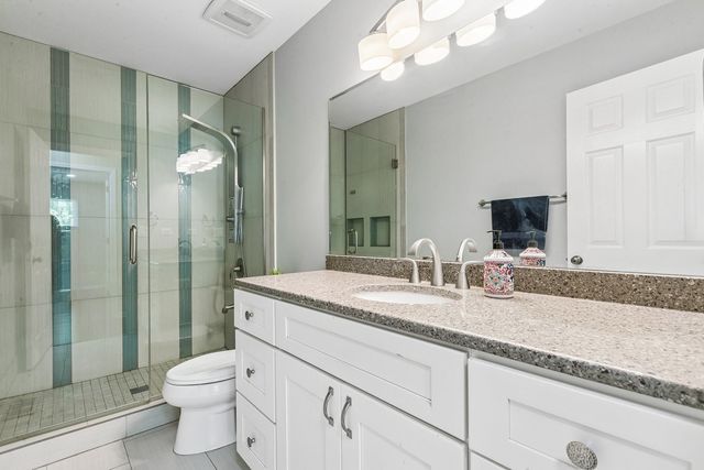 1175 Lakewood Circle, Naperville, IL 60540