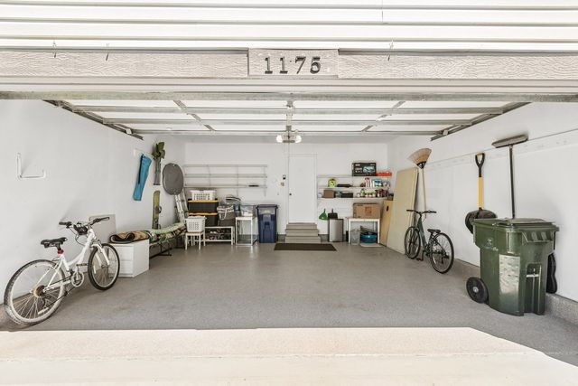 1175 Lakewood Circle, Naperville, IL 60540