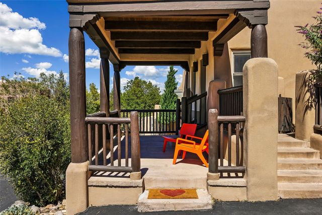 23 Centaurus Ranch Road, Santa Fe, NM 87507