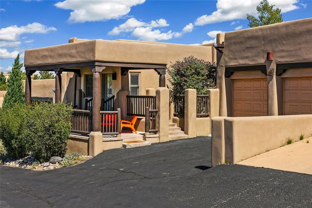 23 Centaurus Ranch Road, Santa Fe, NM 87507