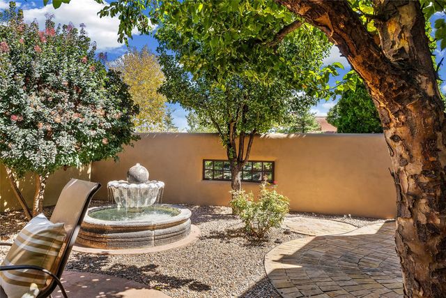 23 Centaurus Ranch Road, Santa Fe, NM 87507
