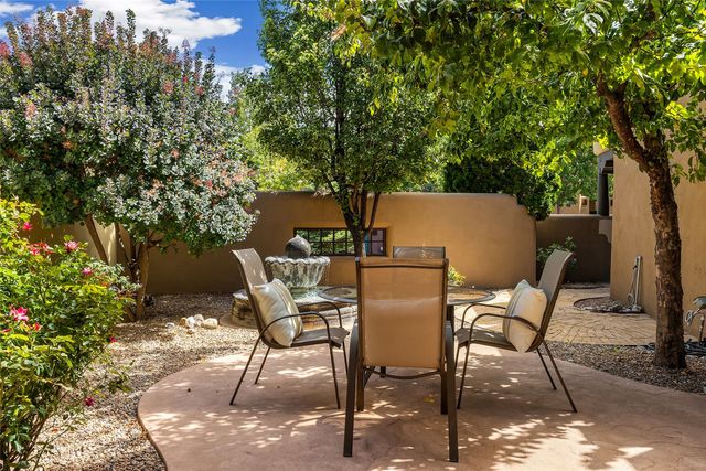 23 Centaurus Ranch Road, Santa Fe, NM 87507