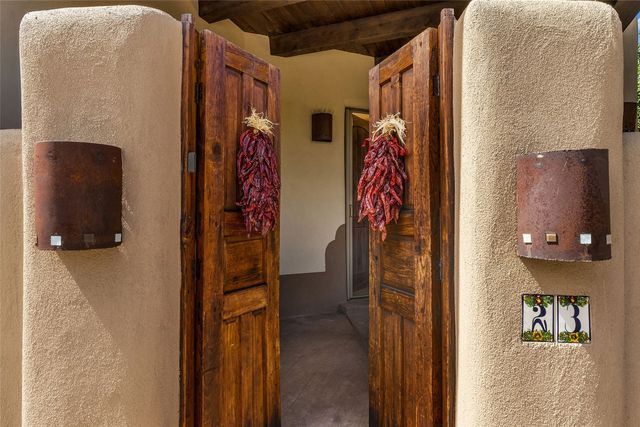 23 Centaurus Ranch Road, Santa Fe, NM 87507