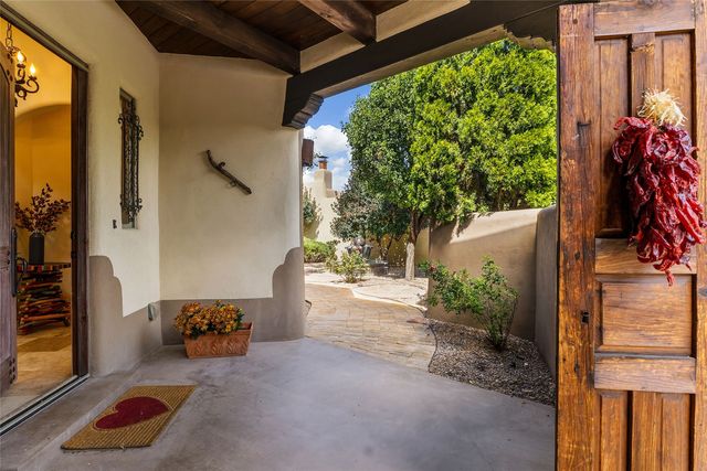 23 Centaurus Ranch Road, Santa Fe, NM 87507