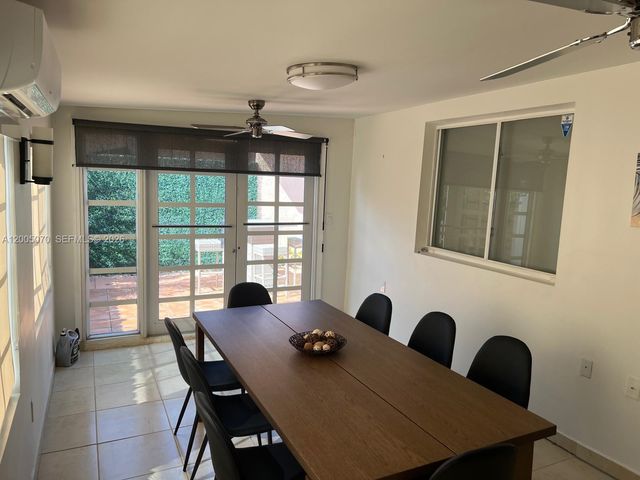 8974 NW 112th St, Hialeah Gardens, FL 33018
