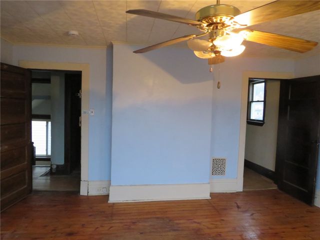 1203 2nd Ave, Conway, PA 15027