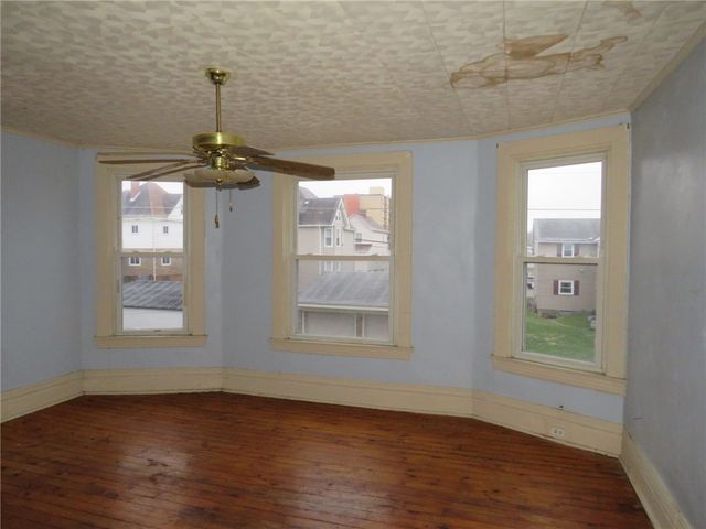 1203 2nd Ave, Conway, PA 15027