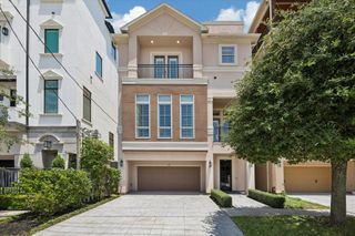 2105 Argonne Street, Houston, TX 77019
