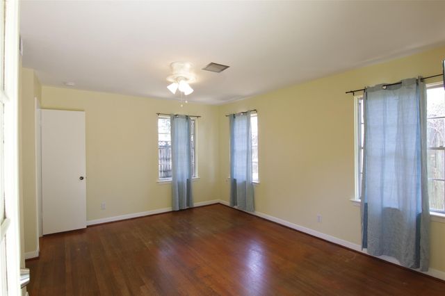 6601 Stroud Drive, Houston, TX 77074