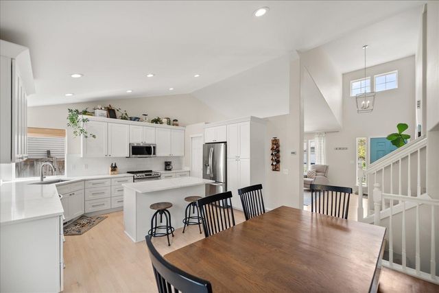 624 N Homestead Dr, Liberty Lake, WA 99019