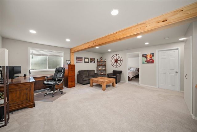 624 N Homestead Dr, Liberty Lake, WA 99019