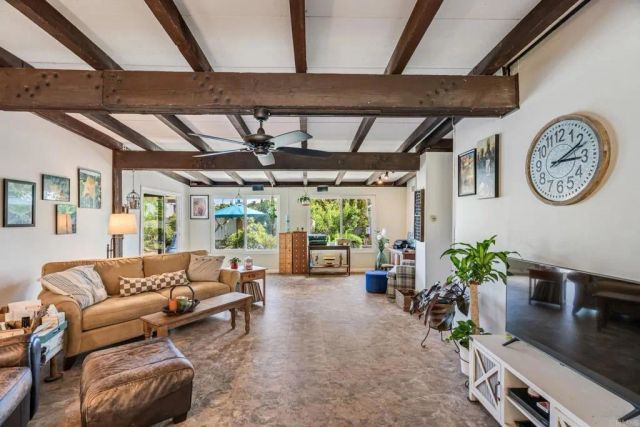 182 El Capitan Dr, Chula Vista, CA 91911