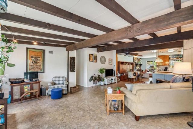 182 El Capitan Dr, Chula Vista, CA 91911