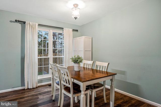 6819 SIGNATURE CIR, Alexandria, VA 22310