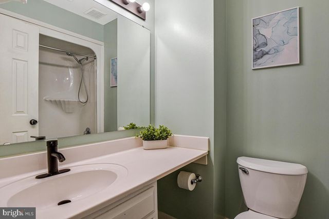 6819 SIGNATURE CIR, Alexandria, VA 22310