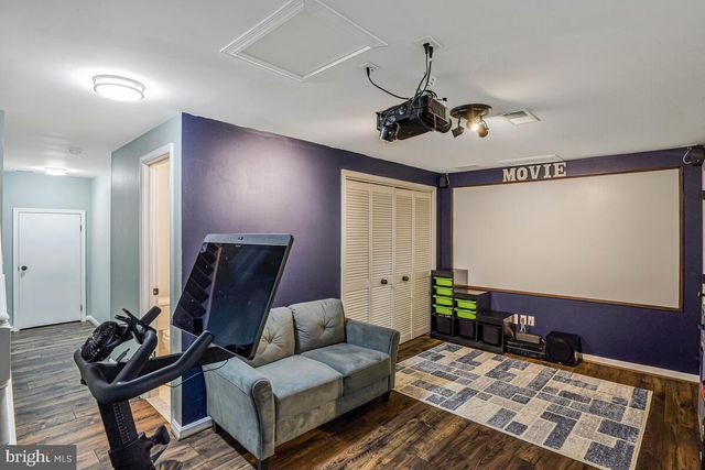 6819 SIGNATURE CIR, Alexandria, VA 22310