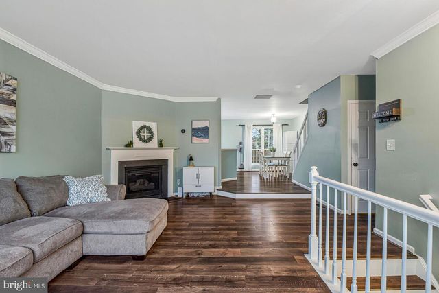 6819 SIGNATURE CIR, Alexandria, VA 22310