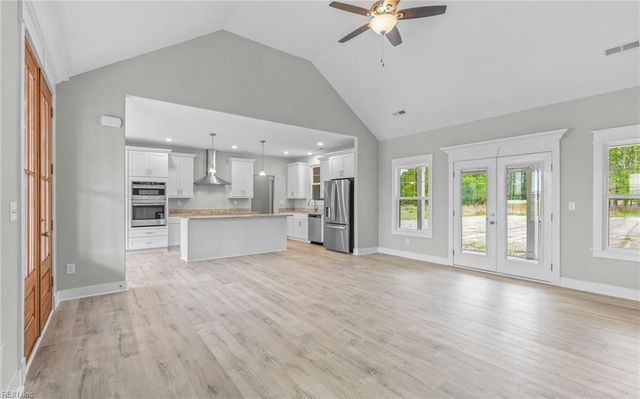 104 Copper Run LOOP, South Mills, NC 27976