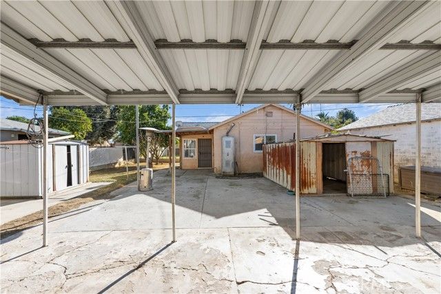 243 E E. Olive Street, San Bernardino, CA 92410