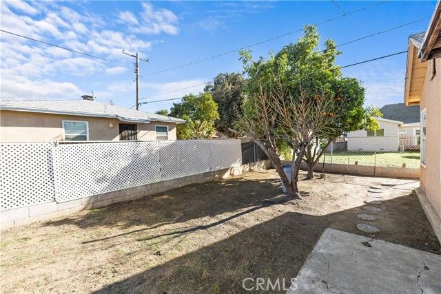 243 E E. Olive Street, San Bernardino, CA 92410