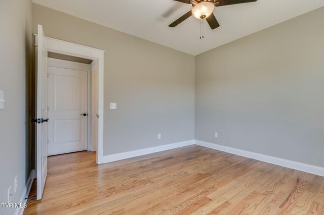1424 Cabot Cove, Jonesborough, TN 37659