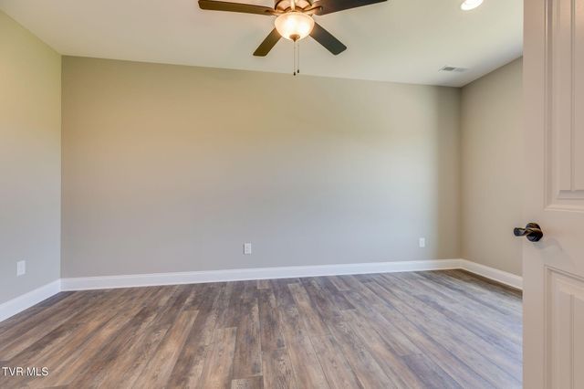 1424 Cabot Cove, Jonesborough, TN 37659