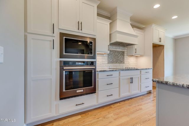 1424 Cabot Cove, Jonesborough, TN 37659