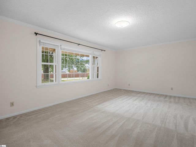 10 Sally Street, Spartanburg, SC 29301