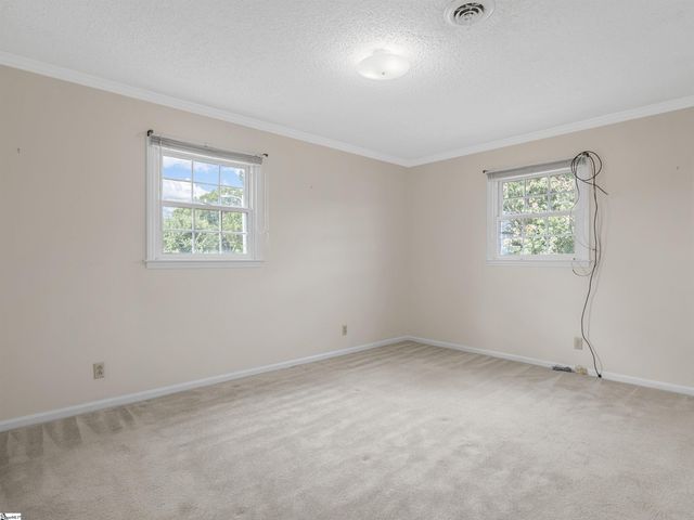10 Sally Street, Spartanburg, SC 29301